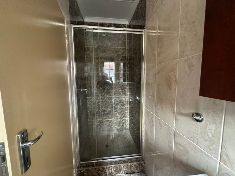 3 Bedroom Property for Sale in Waterkloof East North West